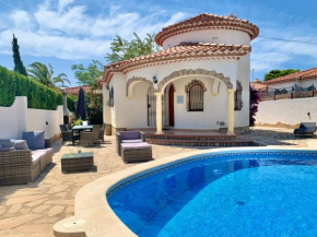 Villa Sonrisa de Oro - private swimming pool